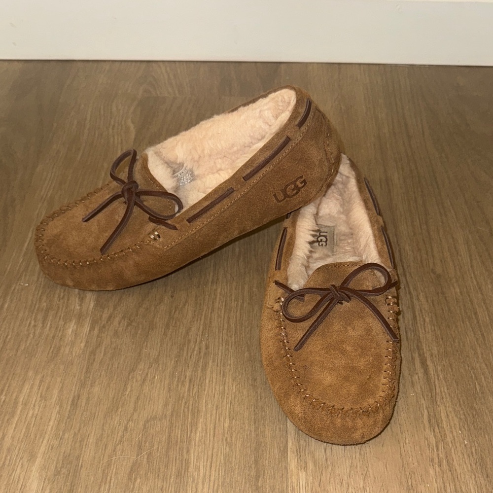 Ugg Dakota Moccasin